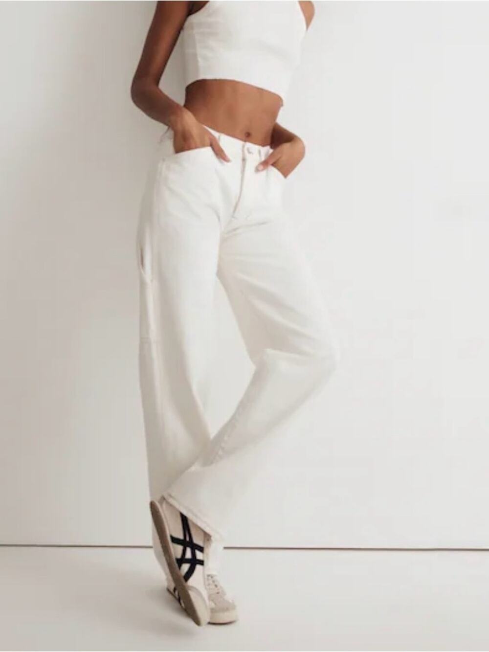 Madewell Low-Slung Straight Carpenter Jeans in Vintage Canvas Rigid